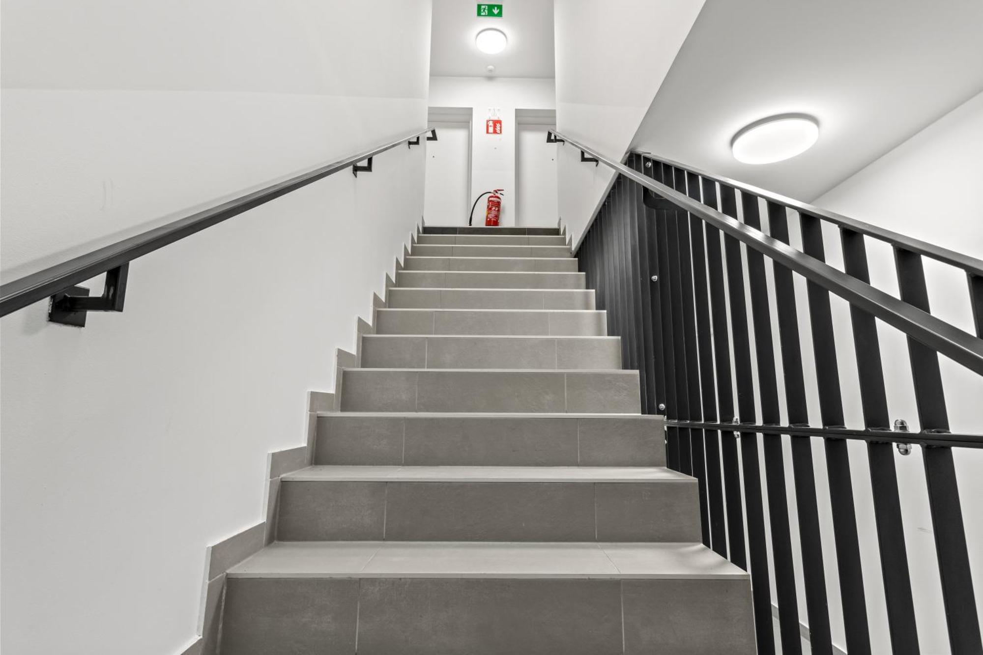 1 Min To Public Transport - 3 Min To Supermarket And Pharmacy - On-Site Parking For 19,90 Eur Відень Екстер'єр фото