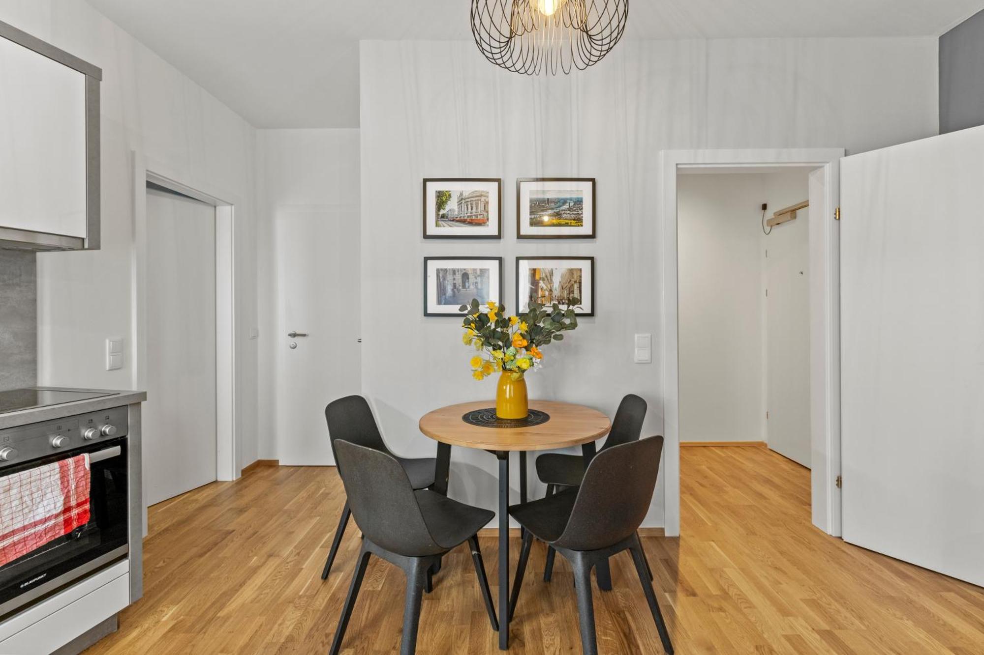 1 Min To Public Transport - 3 Min To Supermarket And Pharmacy - On-Site Parking For 19,90 Eur Відень Екстер'єр фото